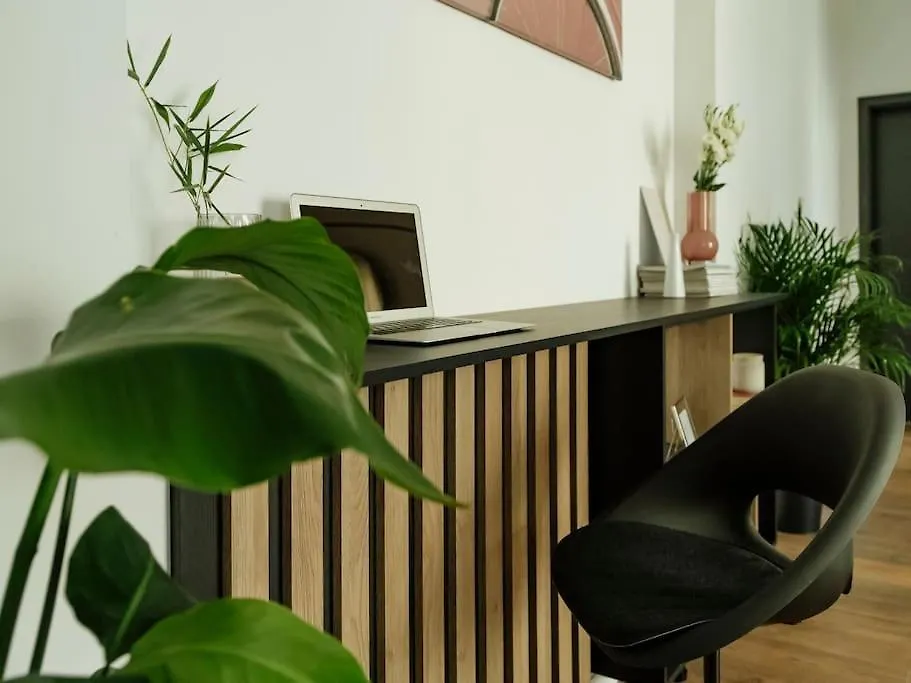 Central 5 Apartment - New Building & Parking Bucharest Romania