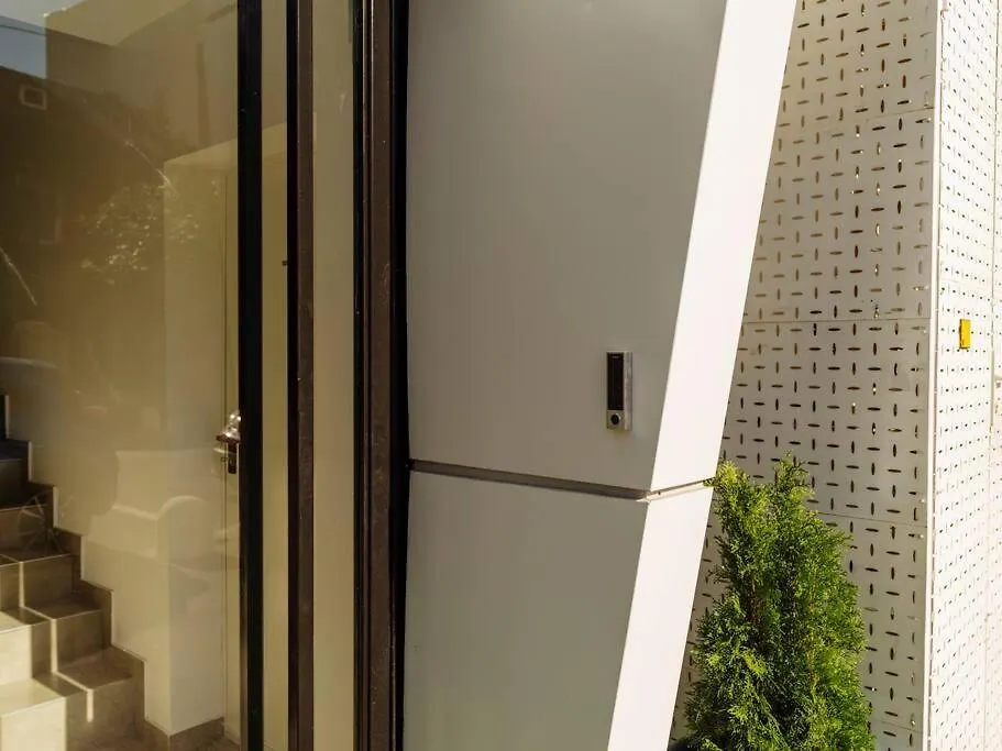 Central 5 Apartment - New Building & Parking Bucharest