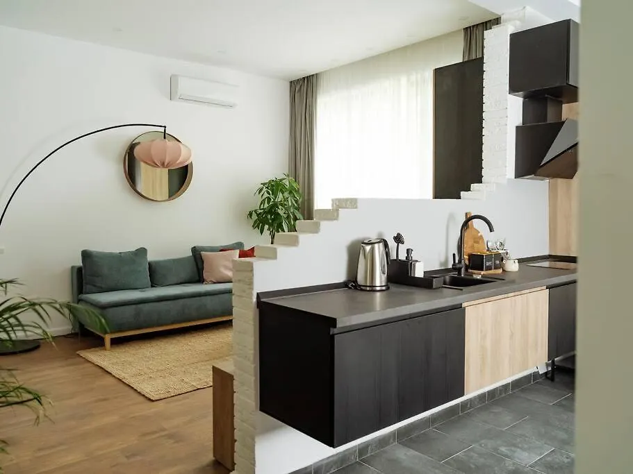 Central 5 Apartment - New Building & Parking Bucharest